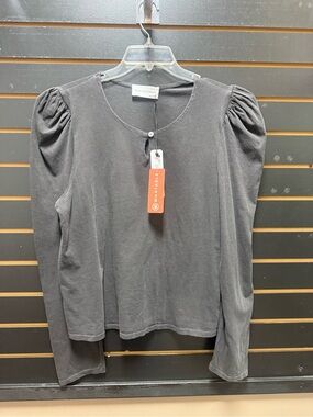 Self Contrast Charcoal Gray Puff Sleeve Top NWT L